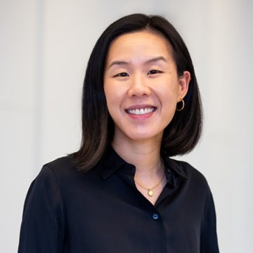 Portrait image of Jennifer Kao